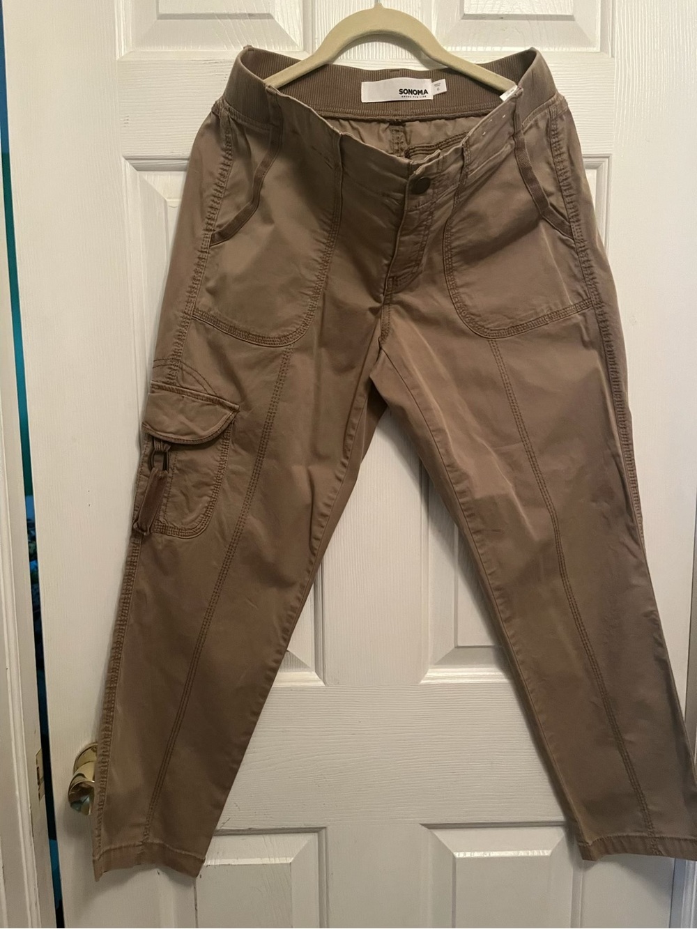 SONOMA Woman’s Tan Cargo Pants